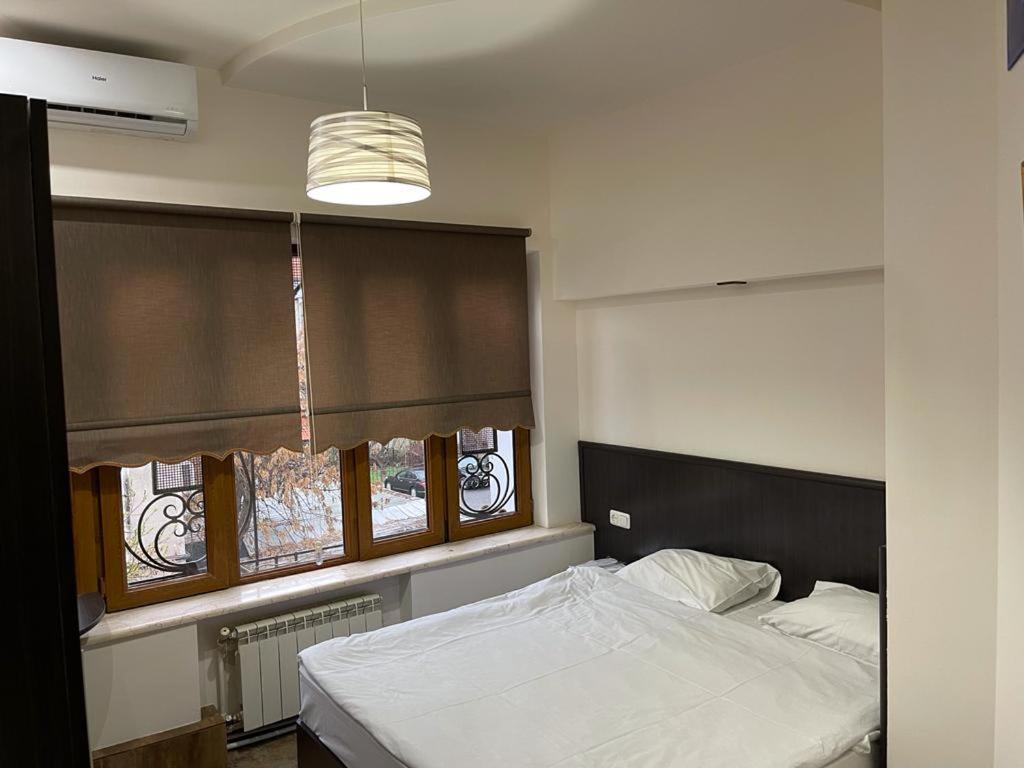 Yerevan Hostel Buitenkant foto