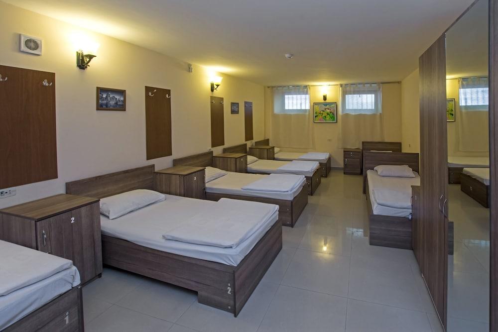 Yerevan Hostel Buitenkant foto