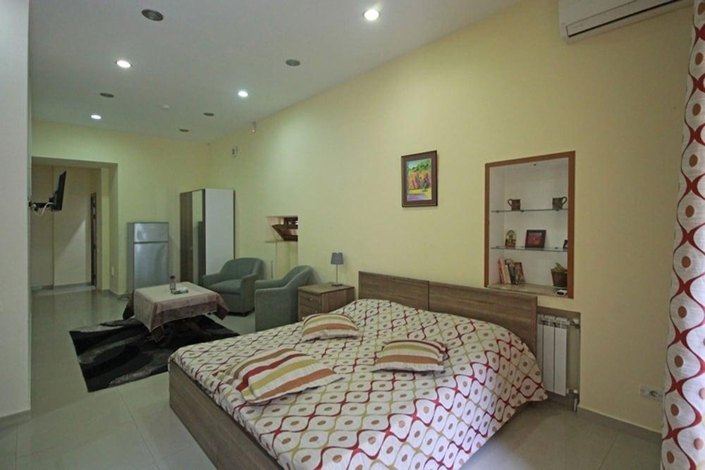 Yerevan Hostel Buitenkant foto