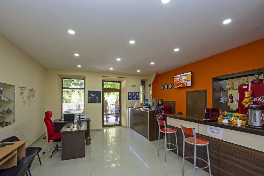 Yerevan Hostel Buitenkant foto