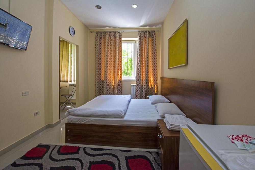 Yerevan Hostel Buitenkant foto