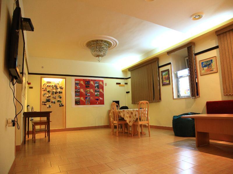 Yerevan Hostel Buitenkant foto